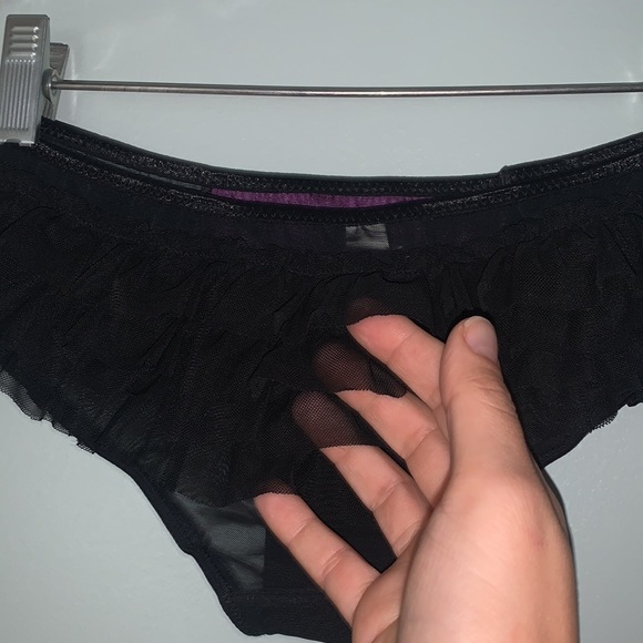 Victoria’s Secret bra and panty set. - Picture 9 of 9